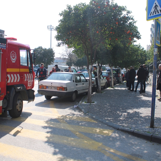 "Araçtan duman çıkıyor" ihbarı ekipleri harekete geçirdi