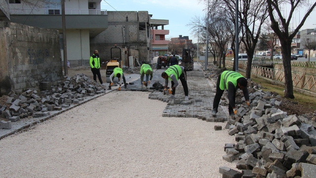 Haliliye'de üstyapı çalışmaları hız kesmeden sürüyor