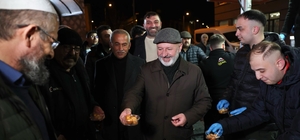 Başkan Çolakbayrakdar her gün bir mahallede
Kocasinan'da Ramazan bir başka...