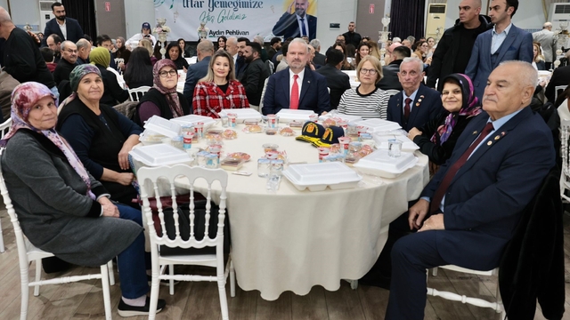 Başkan Pehlivan, şehit aileleri ve gazilerle iftar sofrasında buluştu