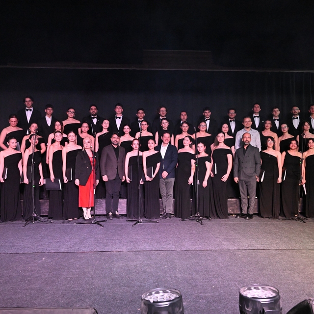 Çok sesli gençlik ve çocuk korosu sanatseverlerle buluştu