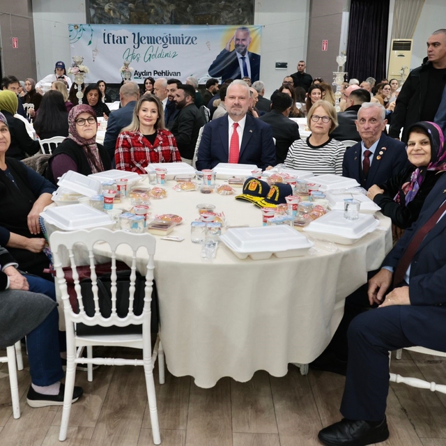 Başkan Pehlivan, şehit aileleri ve gazilerle iftar sofrasında buluştu