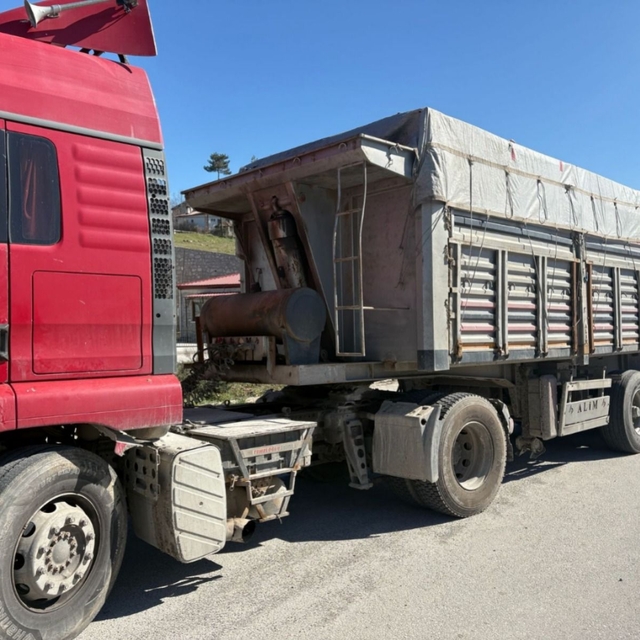 Samsun'da kantara girmeyen çekiciye 48 bin 70 lira ceza verildi