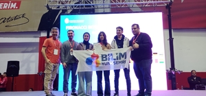 Bilim Yunusemre İzmir'den 3 ödülle döndü