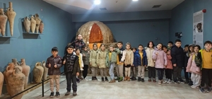 Sinop'ta minik öğrenciler müzede keşfe çıktı