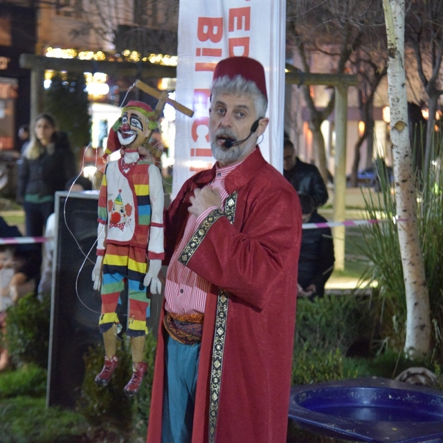 Çocuklar geleneksel 'Ramazan Şenlikleri'nde gönüllerince eğlendi