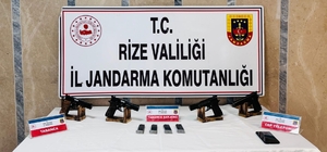 Rize'de ruhsatsız silah operasyonu: 1 gözlatı