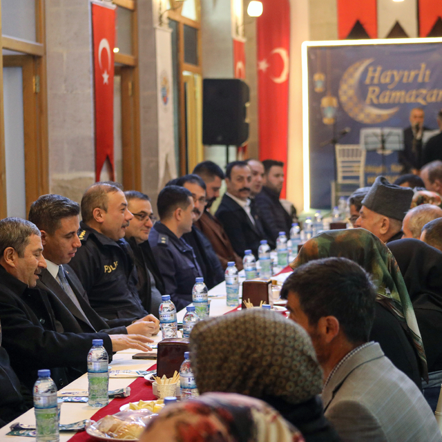 Darende'de şehit aileleri ve gaziler iftar programında buluştu