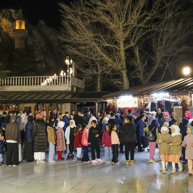 Darende'deki Somuncu Baba Külliyesi'nde Ramazan coşkusu