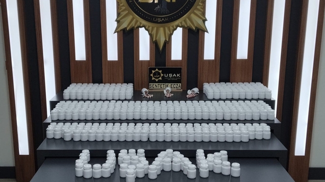 Uşak'ta uyuşturucu operasyonu: 3 tutuklama