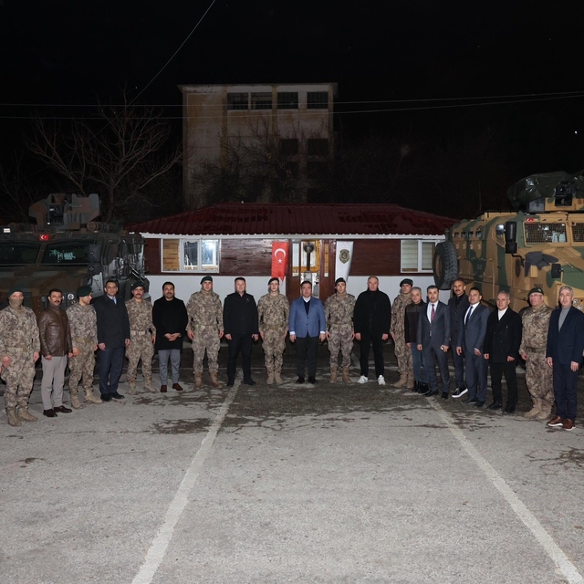 Vali Aydoğdu, Özel Harekat Şube Müdürlüğü personeliyle sahurda buluştu