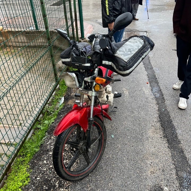 Bilecik'te hafif ticari araç ile motosiklet çarpıştı; 1 yaralı