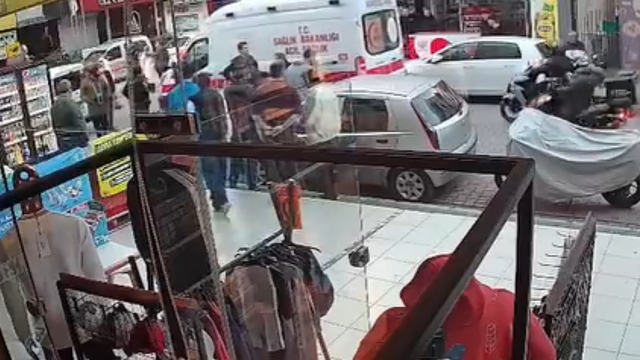 Mersin'de 2 kişinin yaralandığı bıçaklı kavgaya ilişkin 5 gözaltı