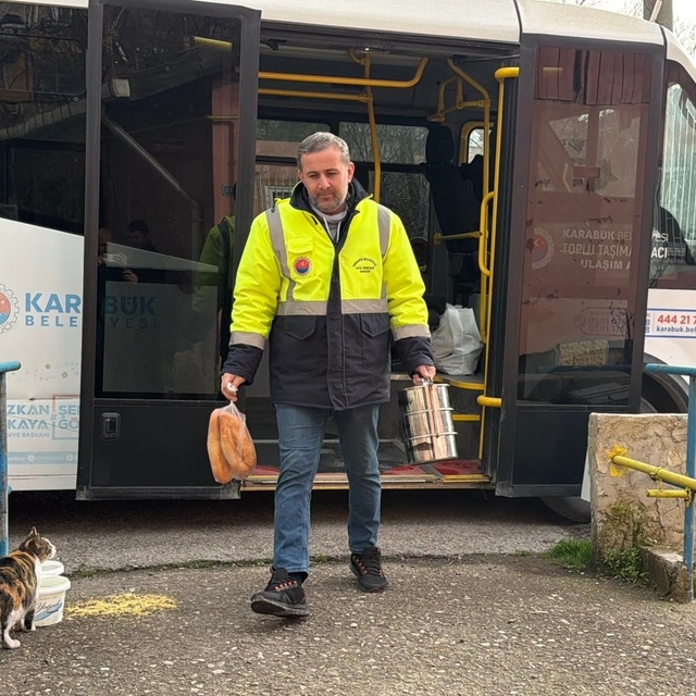 Karabük Belediyesinden Ramazan'da 450 kişiye sıcak yemek desteği