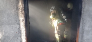 Defne'de ev yangını: 1 kişi dumandan etkilendi