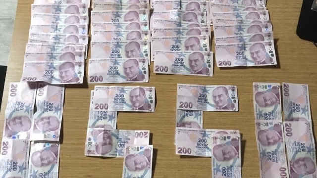 Samsun'da kahvehaneye kumar baskını: 4 kişiye 46 bin TL ceza