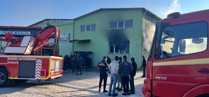 Denizli'de iş yerinde çıkan yangın söndürüldü