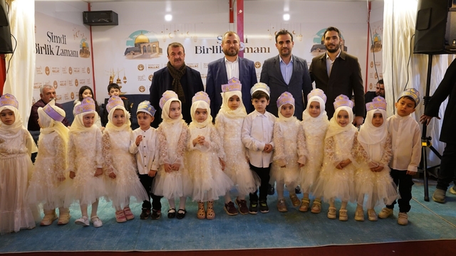 Kahta'da 4-6 yaş miniklerden duygu dolu Kur'an-ı Kerim programı