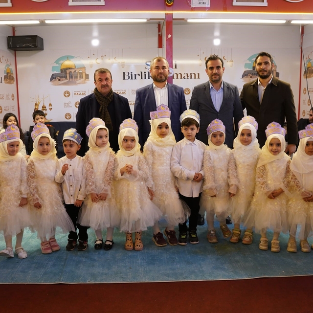 Kahta'da 4-6 yaş miniklerden duygu dolu Kur'an-ı Kerim programı