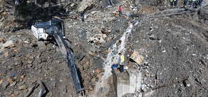 Yağışlarda zarar gören su isale hattı yenileniyor