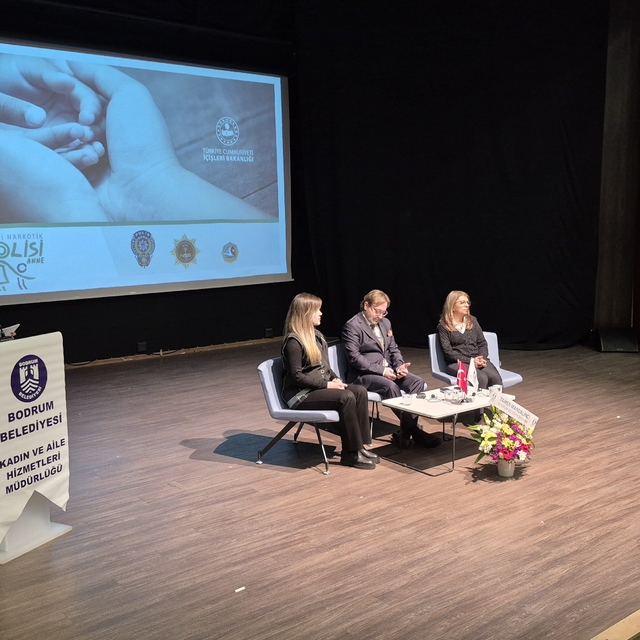 Madde bağımlılığıyla mücadele paneli düzenlendi