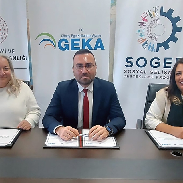 Coğrafi işaretli Datça Nurlu Bademi için Muğla Büyükşehir Belediyesi tesis...