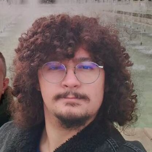 Bulgaristan'da trafik kazasında hayatını kaybeden Çanakkaleli genç son yolc...