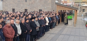 Canlar ve Midilliç ailelerinin baba acısı