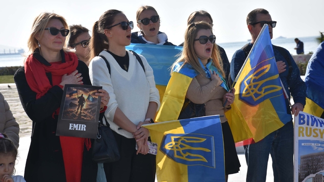 İzmir'de yaşayan Ukraynalılardan barış çağrısı