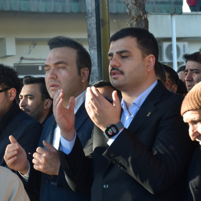 AK Parti Genel Sekreteri İnan'ın babaannesi Hacı Safiye İnan son yolculuğun...