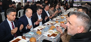 Yüreğir Belediyesi'nden Serinevler'de birlik ve beraberlik iftarı