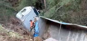 Milas'ta tır şarampole devrildi: 1 yaralı