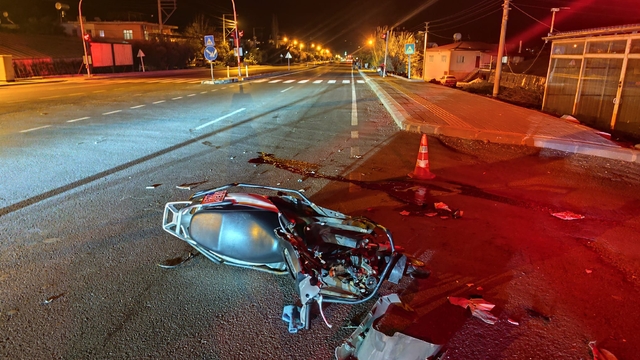 Mersin'de kamyonla çarpışan motosikletin sürücüsü yaşamını yitirdi
