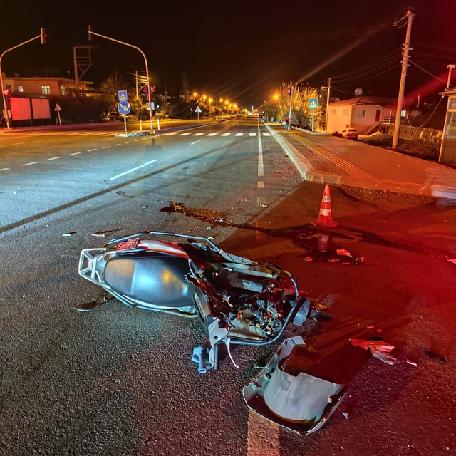 Mersin'de kamyonla çarpışan motosikletin sürücüsü yaşamını yitirdi