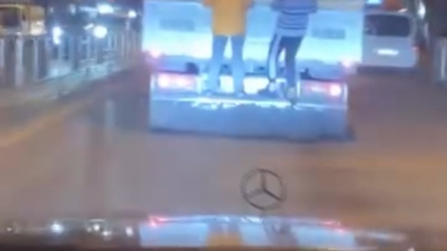 Hatay'da çocukların tehlikeli yolculuğu kamerada