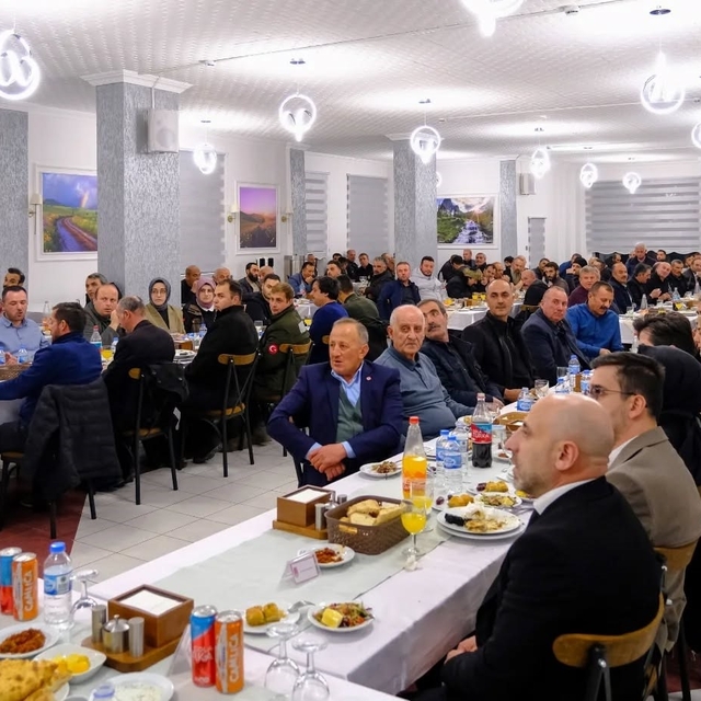 Vali Eldivan, muhtarlarla iftarda buluştu