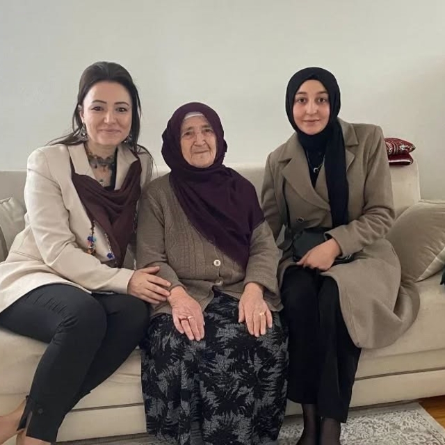 Şehit annesine ziyaret