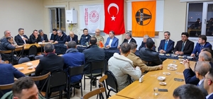 Vali Eldivan karayolları personeliyle buluştu