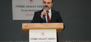 Finike'de adliye personeli iftar programında buluştu