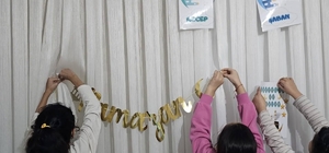 Koruma altındaki çocuklar evlerini Ramazan ayı için süsledi