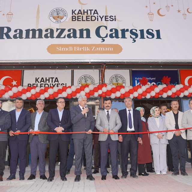 Kahta'da Ramazan Çarşısı'nın resmi açılışı gerçekleştirildi