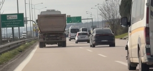 Bursa'da hafriyat kamyonu tehlike saçtı