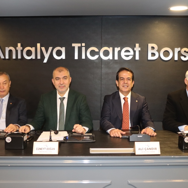 Antalya'dan ocakta 70 milyon dolarlık yaş meyve ve sebze ihracatı