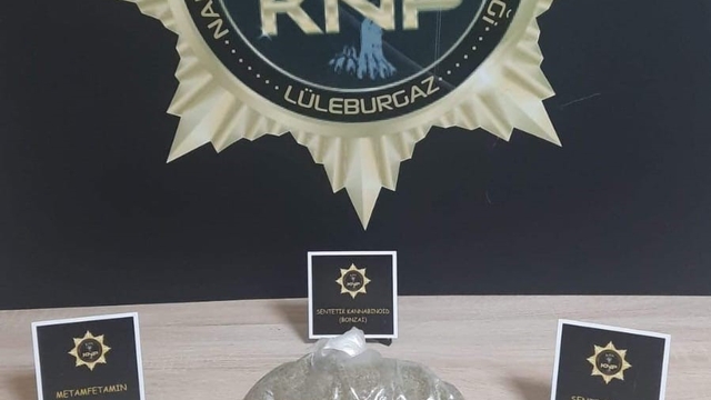 Lüleburgaz'da durdurulan araçtan uyuşturucu çıktı, 4 şüpheli tutuklandı