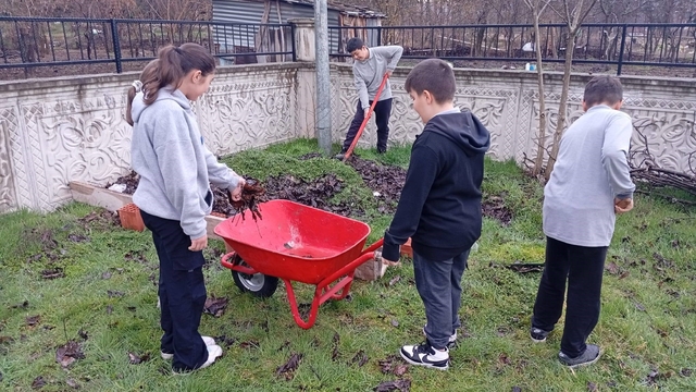 Hisarcık AİHL'de organik gübre yapımı başladı
