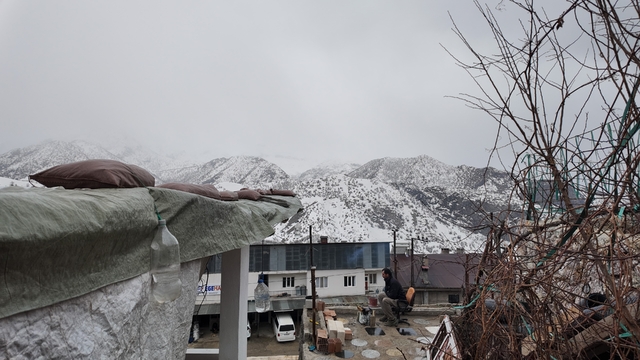 Bütün birikimi ile ev yaptı, toprak kayması ile 'hayatı' askıda kaldı