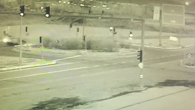 Bingöl'de taklalar atan aracın ters döndüğü kaza kameralara yansıdı