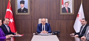 Aydın'da ambulans ve istasyon binası bağışı