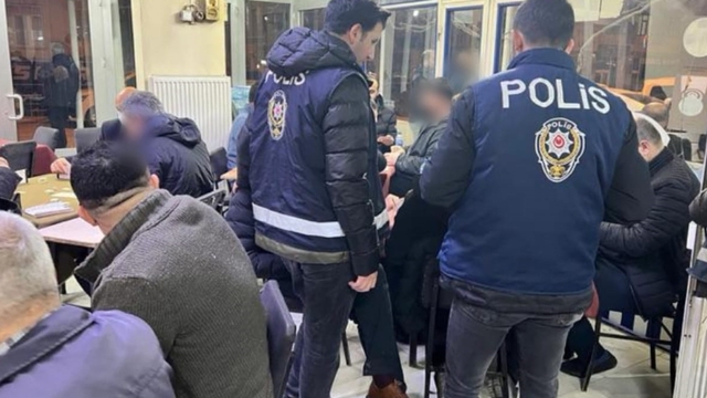 Mardin'de kıraathaneler denetlendi