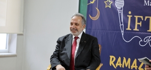 Başkan Yalçın gençlerle Ramazan söyleşisinde